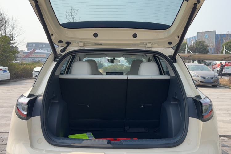 Used Geely Galaxy Geome 2025 310km Dream Edition Trunk