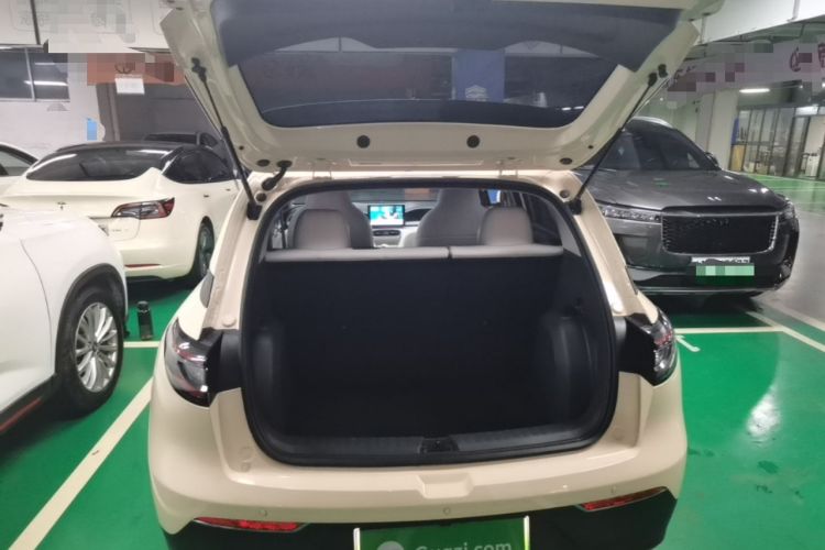 Used Geely Galaxy Geome 2025 310km Youth Edition Trunk