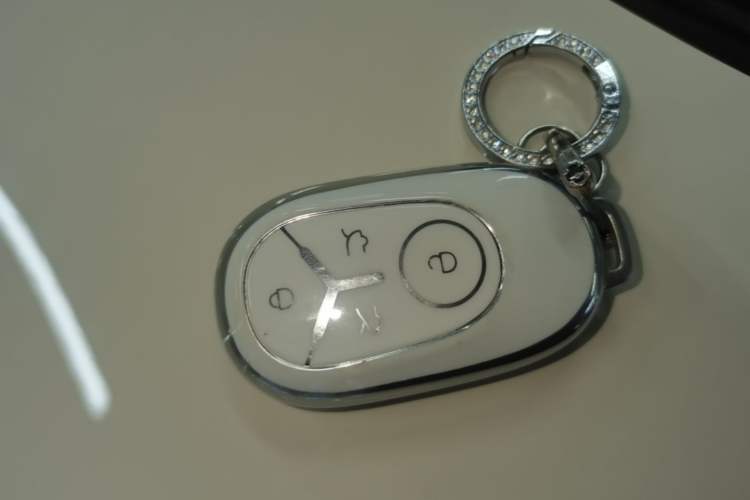 Used Geely Galaxy Geome 2025 310km Youth Edition Vehicle Key