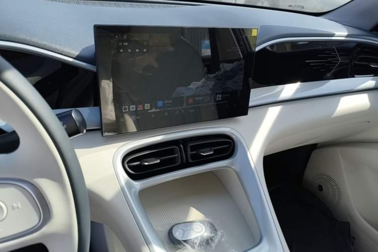 Used Geely Galaxy Geome 2026 Model 310km Youth Edition Audio And AC Panel