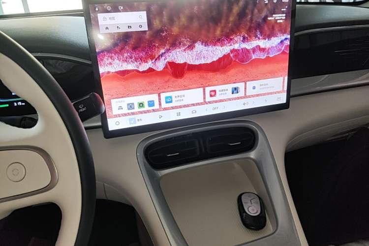 Used Geely Galaxy Geome 2026 Model 410km Freedom Edition Audio And AC Panel