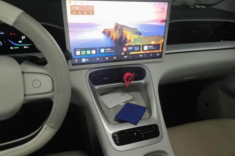 Used Geely Galaxy Geome 2026 Model 310km Dream Edition Audio And AC Panel