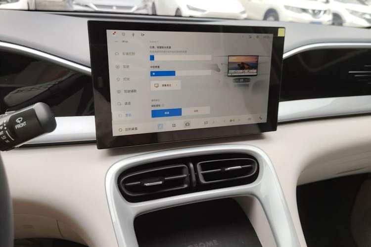 Used Geely Galaxy Geome 2026 Model 310km Youth Edition Audio And AC Panel