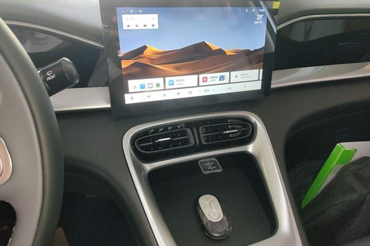 Used Geely Galaxy Geome 2026 Model 310km Youth Edition Audio And AC Panel
