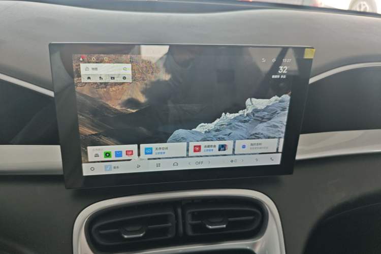 Used Geely Galaxy Geome 2026 Model 310km Youth Edition Audio And AC Panel