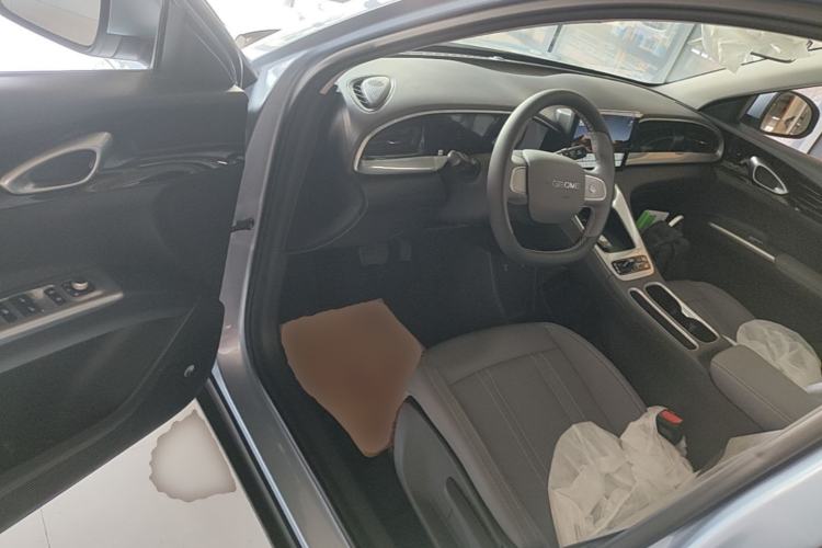 Used Geely Galaxy Geome 2026 Model 310km Youth Edition Driver Seat