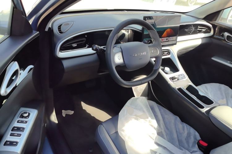 Used Geely Galaxy Geome 2026 Model 310km Dream Edition Interior 3