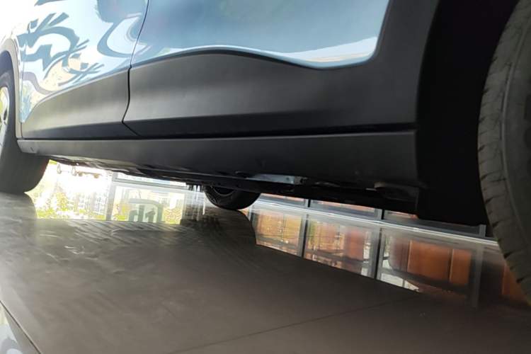 Used Geely Galaxy Geome 2026 Model 310km Youth Edition Left Side Sill