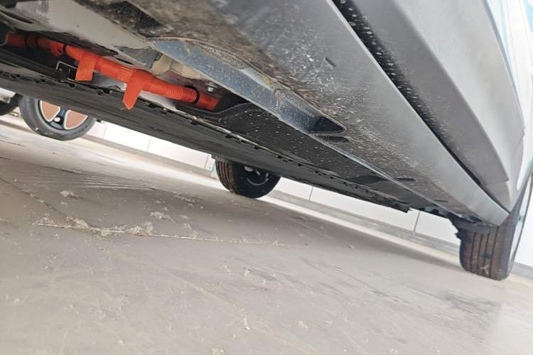 Used Geely Galaxy Geome 2026 Model 310km Youth Edition Left Side Sill