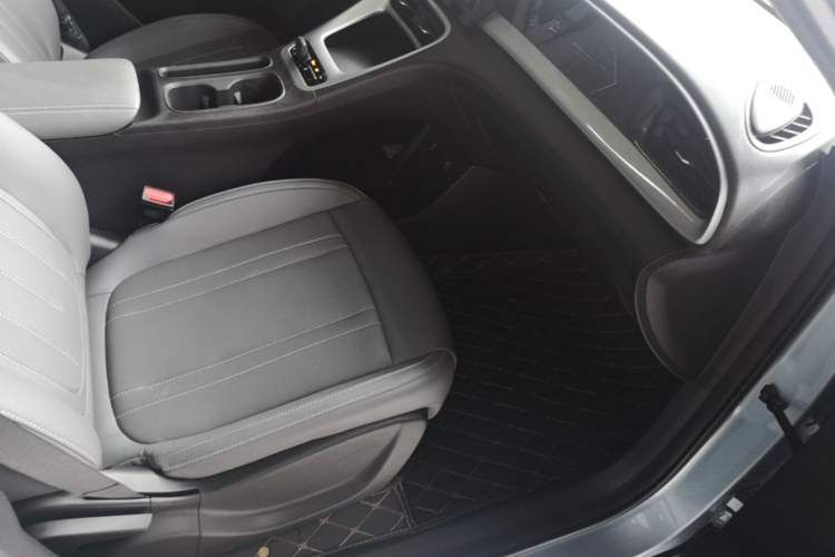 Used Geely Galaxy Geome 2026 Model 310km Youth Edition Right Front Seat