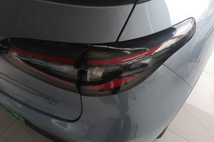 Used Geely Galaxy Geome 2026 Model 310km Youth Edition Right Rear Taillight