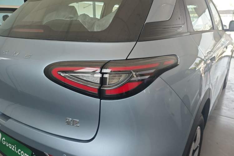 Used Geely Galaxy Geome 2026 Model 310km Youth Edition Right Rear Taillight