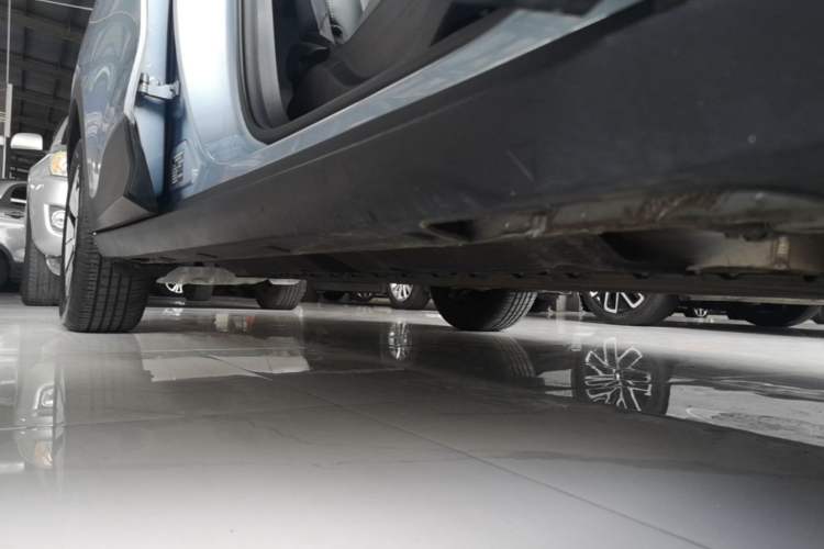 Used Geely Galaxy Geome 2026 Model 310km Youth Edition Right Side Sill