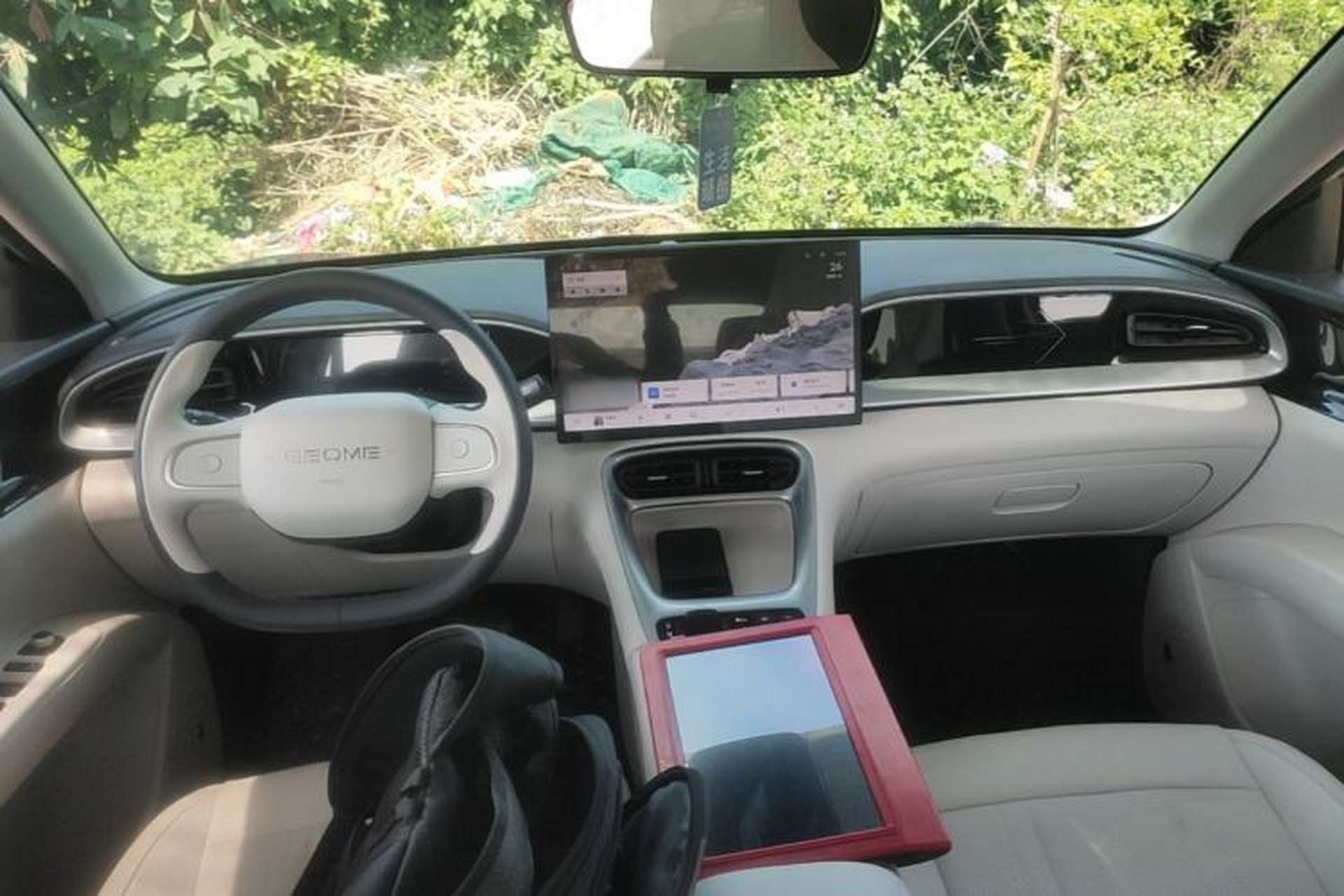 Used Geely Galaxy Geome 2026 Model 310km Dream Edition Center Console