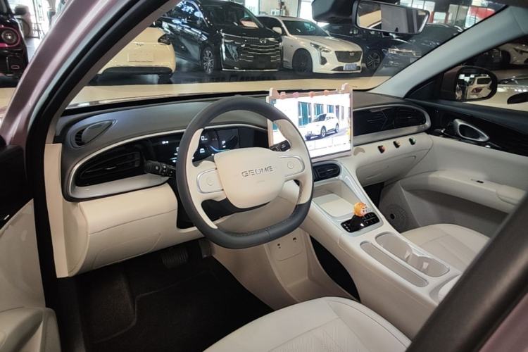 Used Geely Galaxy Geome 2026 Model 310km Dream Edition Center Console