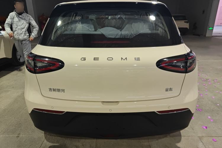 Used Geely Galaxy Geome 2026 Model 310km Youth Edition Exterior 4