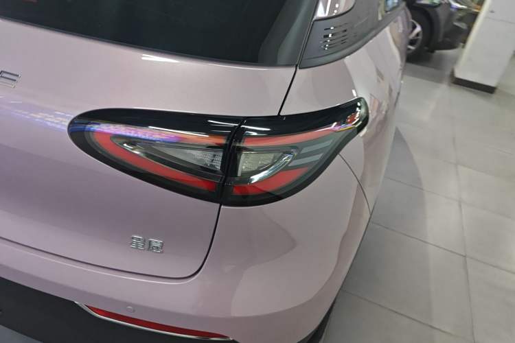 Used Geely Galaxy Geome 2026 Model 310km Dream Edition Exterior 6