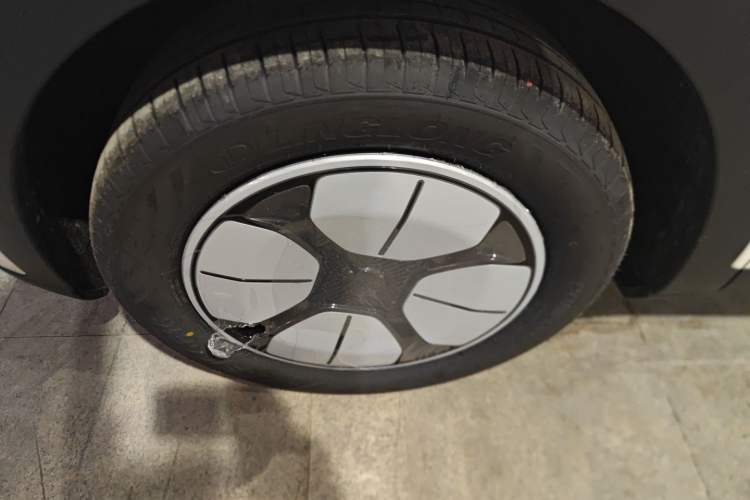 Used Geely Galaxy Geome 2026 Model 310km Youth Edition Exterior 7