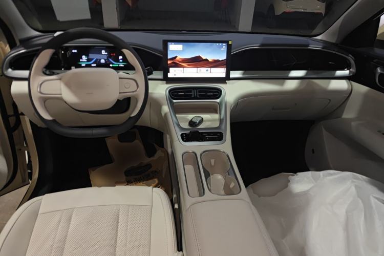Used Geely Galaxy Geome 2026 Model 310km Youth Edition Interior 2