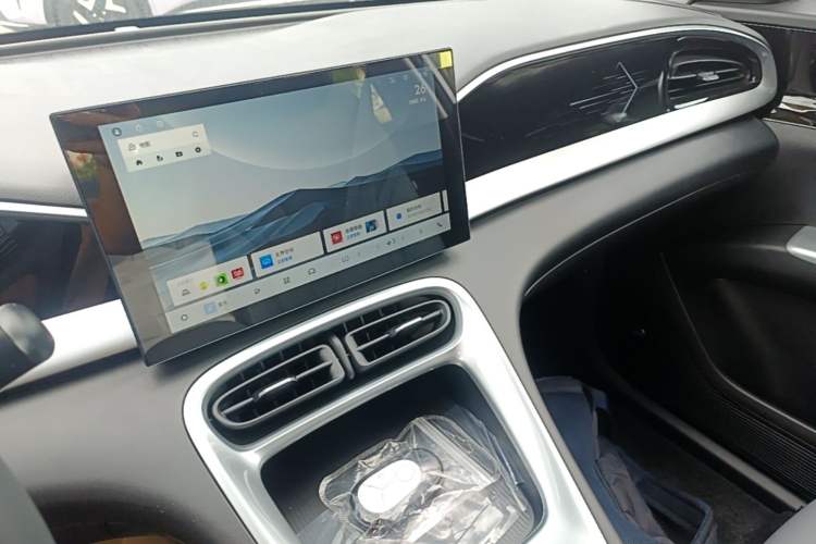 Used Geely Galaxy Geome 2026 Model 310km Youth Edition Audio And AC Panel