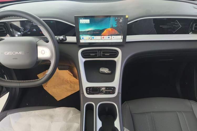 Used Geely Galaxy Geome 2026 Model 310km Youth Edition Audio And AC Panel