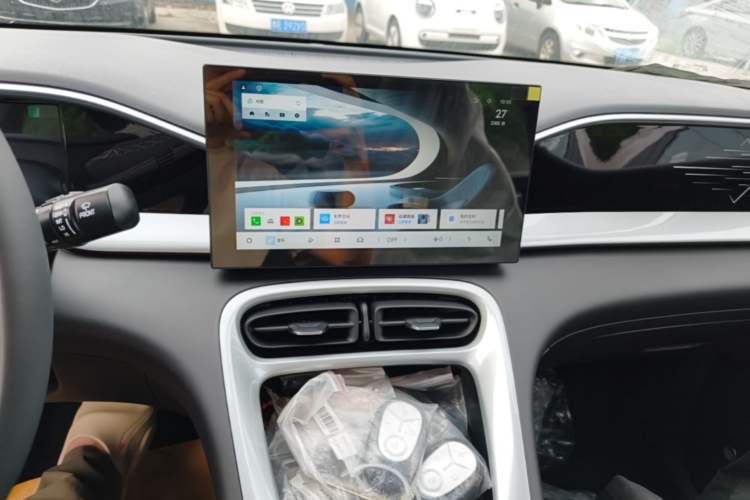 Used Geely Galaxy Geome 2026 Model 310km Youth Edition Audio And AC Panel
