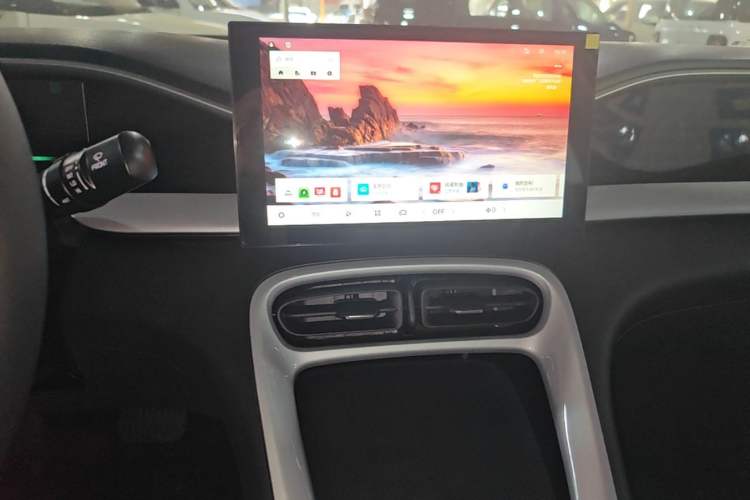 Used Geely Galaxy Geome 2026 Model 310km Youth Edition Audio And AC Panel