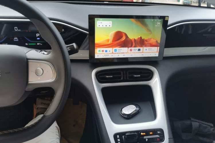 Used Geely Galaxy Geome 2026 Model 310km Youth Edition Audio And AC Panel