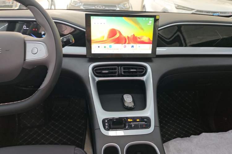 Used Geely Galaxy Geome 2026 Model 310km Youth Edition Audio And AC Panel