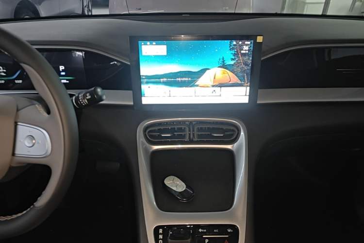 Used Geely Galaxy Geome 2026 Model 310km Youth Edition Audio And AC Panel