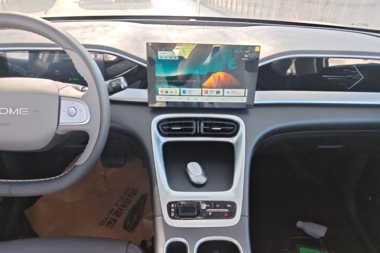 Used Geely Galaxy Geome 2026 Model 310km Youth Edition Audio And AC Panel