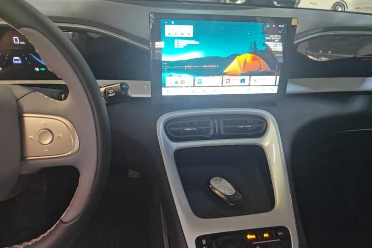 Used Geely Galaxy Geome 2026 Model 310km Youth Edition Audio And AC Panel