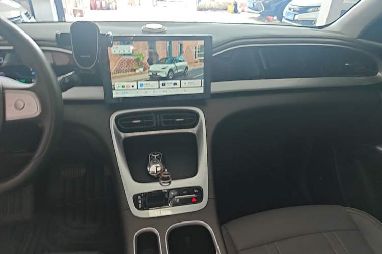 Used Geely Galaxy Geome 2026 Model 410km Carefree Edition Audio And AC Panel