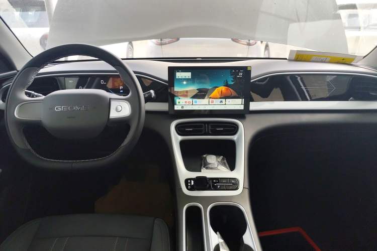 Used Geely Galaxy Geome 2026 Model 310km Youth Edition Audio And AC Panel