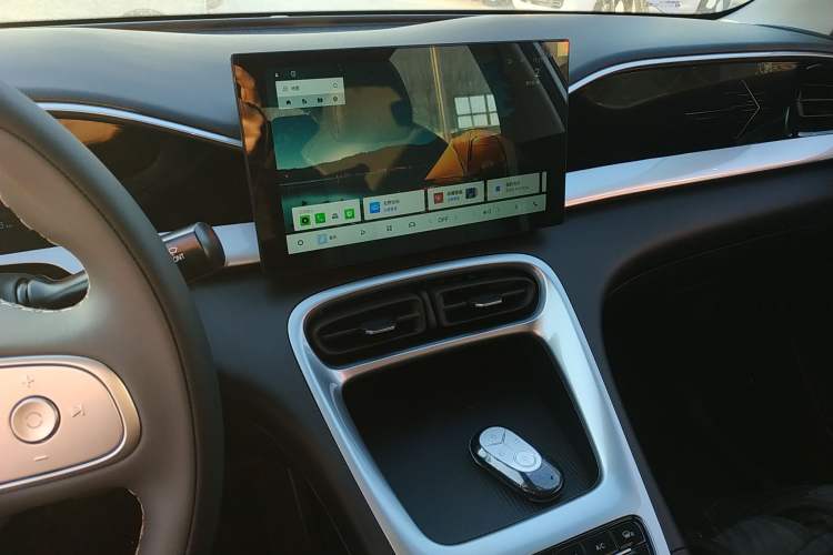 Used Geely Galaxy Geome 2026 Model 310km Youth Edition Audio And AC Panel