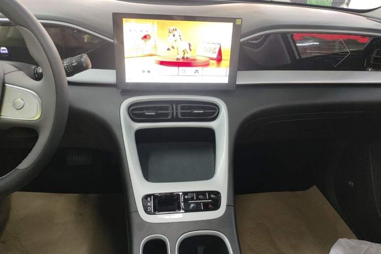 Used Geely Galaxy Geome 2026 Model 310km Youth Edition Audio And AC Panel
