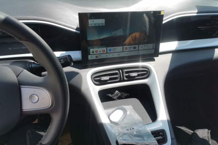Used Geely Galaxy Geome 2026 Model 310km Youth Edition Audio And AC Panel