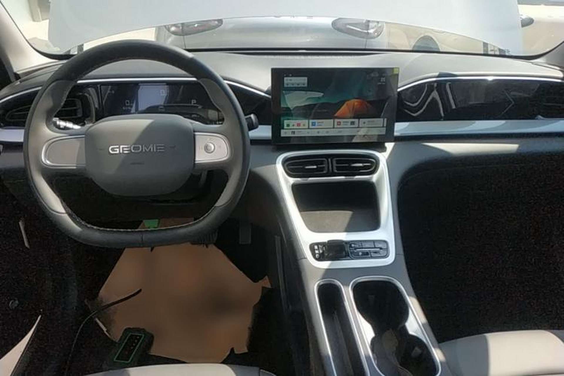 Used Geely Galaxy Geome 2026 Model 310km Youth Edition Center Console