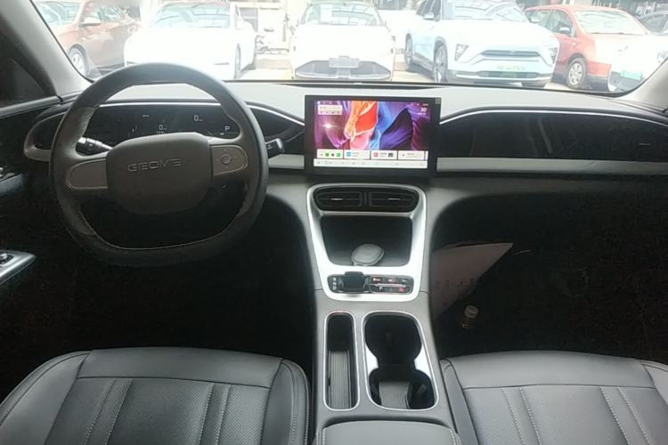 Used Geely Galaxy Geome 2026 Model 310km Youth Edition Center Console