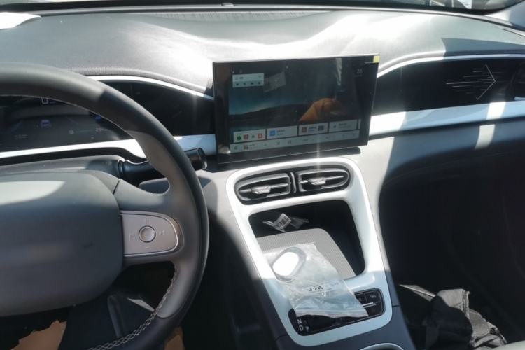 Used Geely Galaxy Geome 2026 Model 310km Youth Edition Center Console