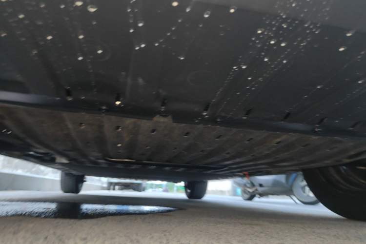Used Geely Galaxy Geome 2026 Model 410km Freedom Edition Chassis Front