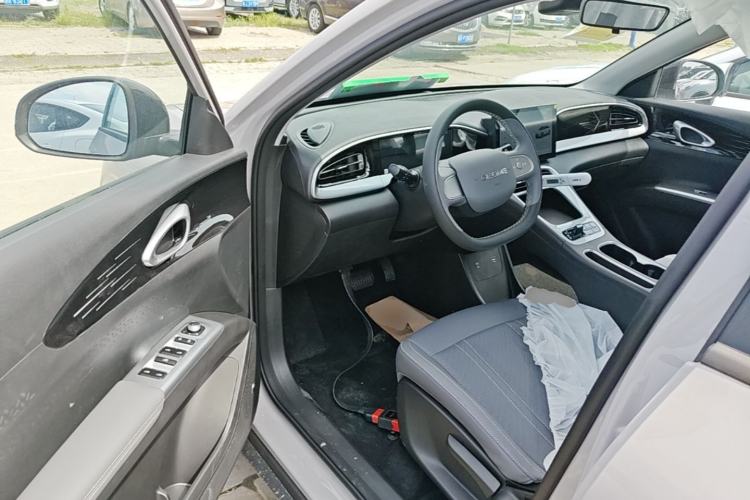Used Geely Galaxy Geome 2026 Model 310km Youth Edition Driver Seat
