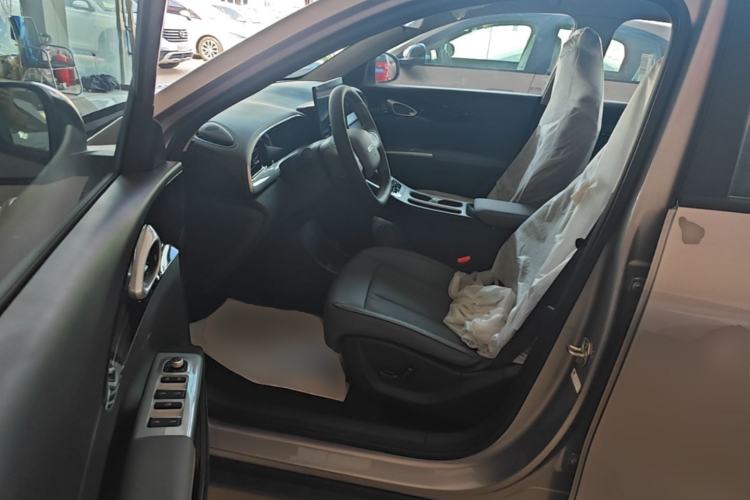Used Geely Galaxy Geome 2026 Model 310km Dream Edition Driver Seat
