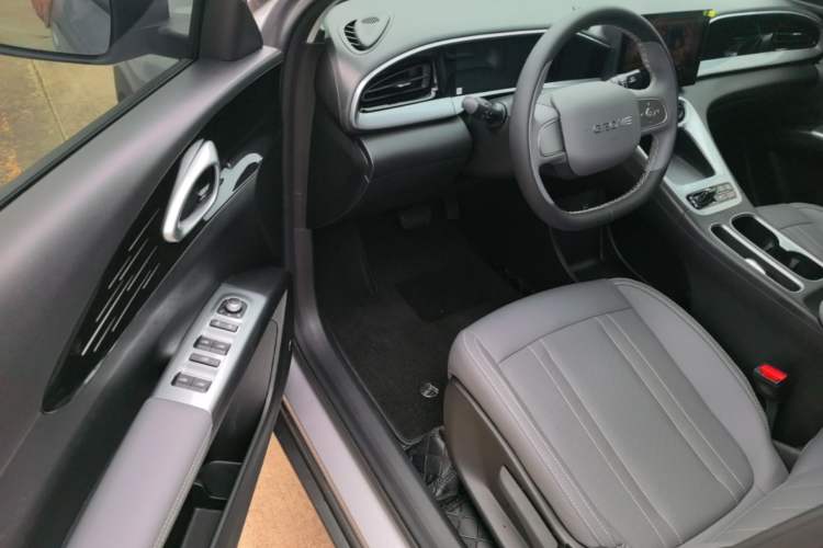 Used Geely Galaxy Geome 2026 Model 310km Youth Edition Driver Seat