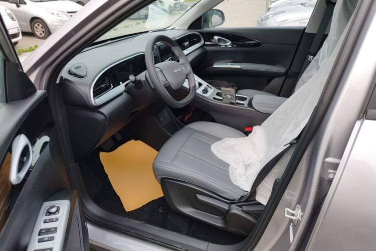 Used Geely Galaxy Geome 2026 Model 310km Youth Edition Driver Seat