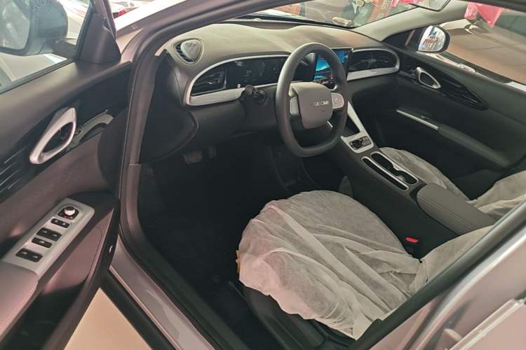 Used Geely Galaxy Geome 2026 Model 410km Carefree Edition Driver Seat