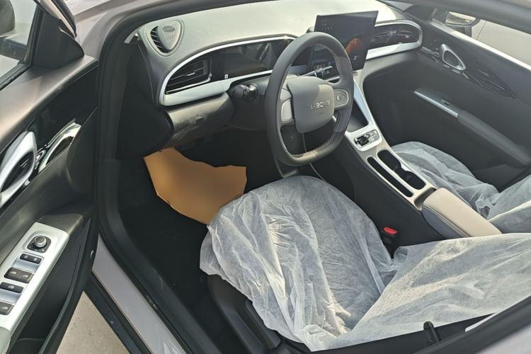 Used Geely Galaxy Geome 2026 Model 410km Freedom Edition Driver Seat