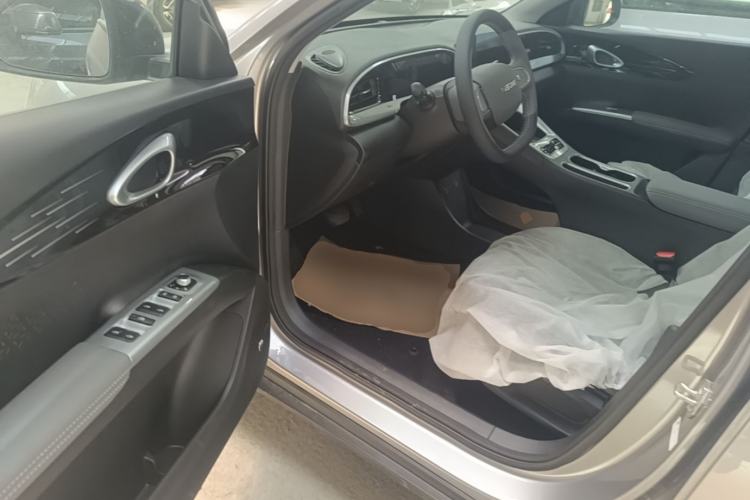Used Geely Galaxy Geome 2026 Model 310km Youth Edition Driver Seat