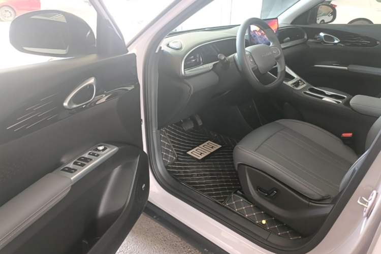 Used Geely Galaxy Geome 2026 Model 310km Dream Edition Driver Seat