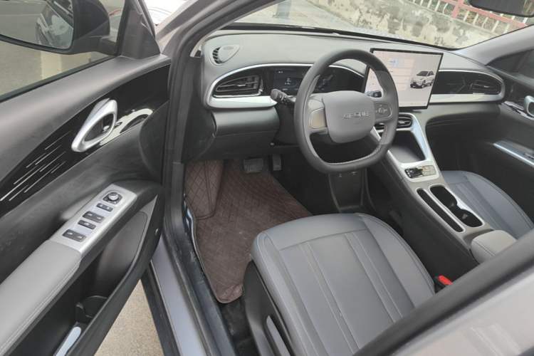 Used Geely Galaxy Geome 2026 Model 410km Freedom Edition Driver Seat